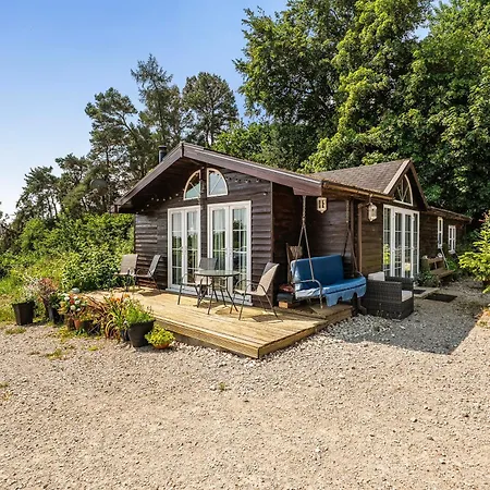 Alpaca Farm- Valley Views- Sleeps 4- Parking- Pets